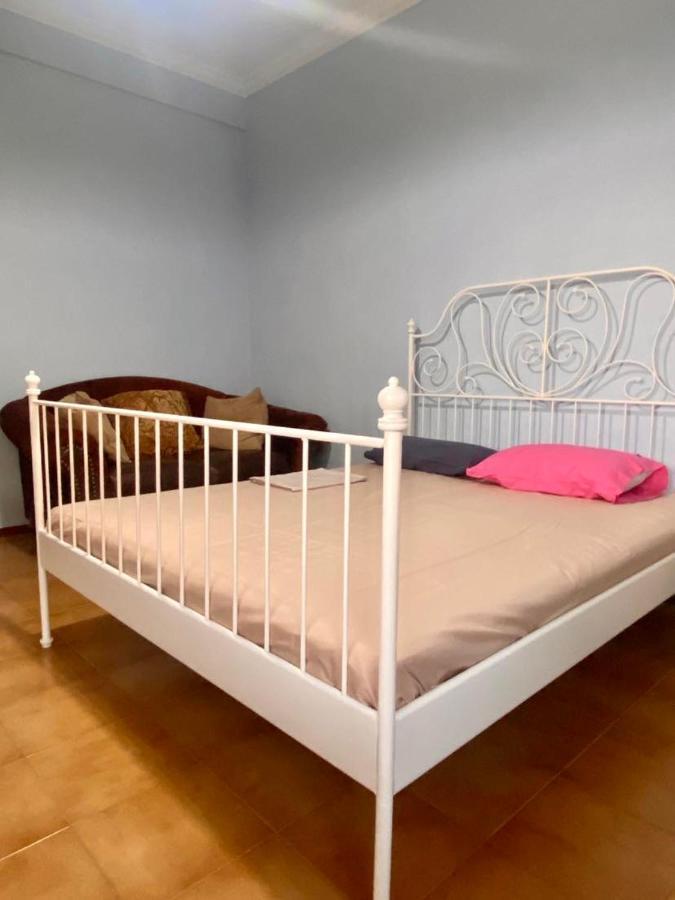 Tiffany'S 5' Min From Airport Apartment Spata  Ngoại thất bức ảnh