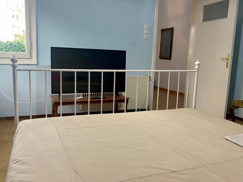 Tiffany'S 5' Min From Airport Apartment Spata  Ngoại thất bức ảnh