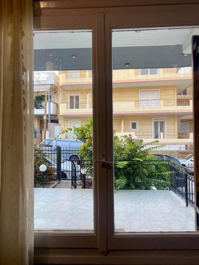 Tiffany'S 5' Min From Airport Apartment Spata  Ngoại thất bức ảnh